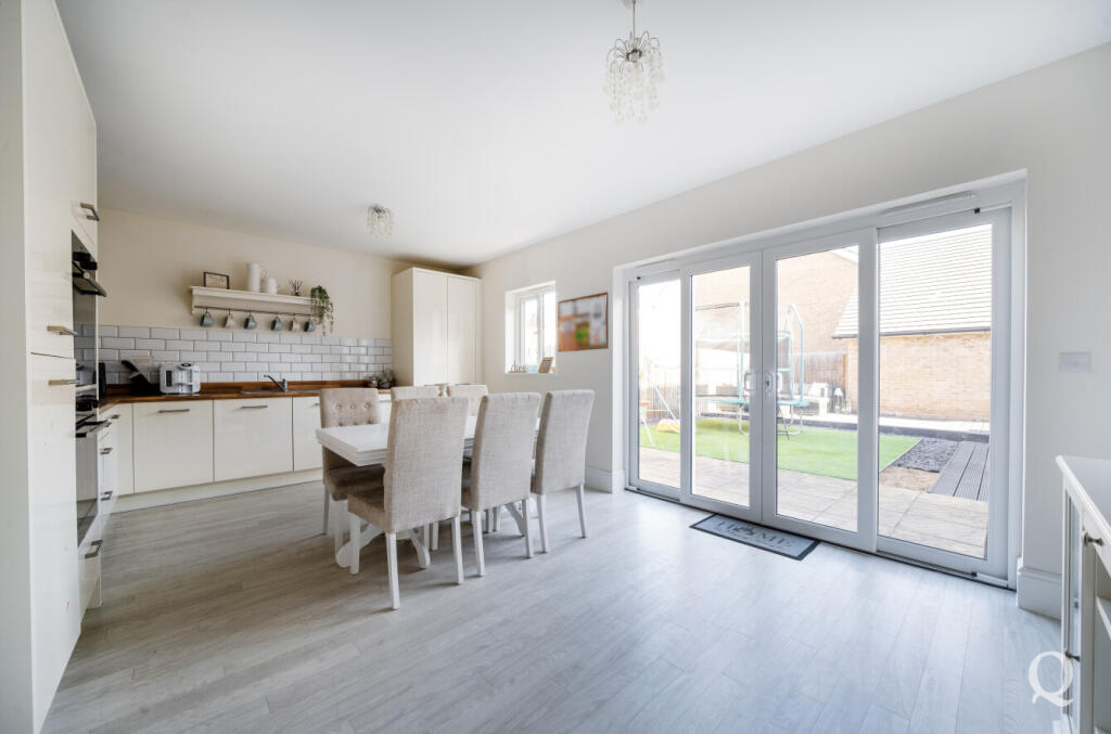 4afb630b-5948-4c1...