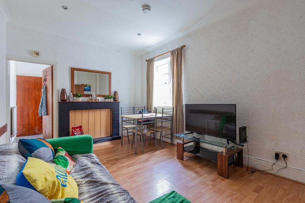 Albany Road 135a (3 of 10).jpg