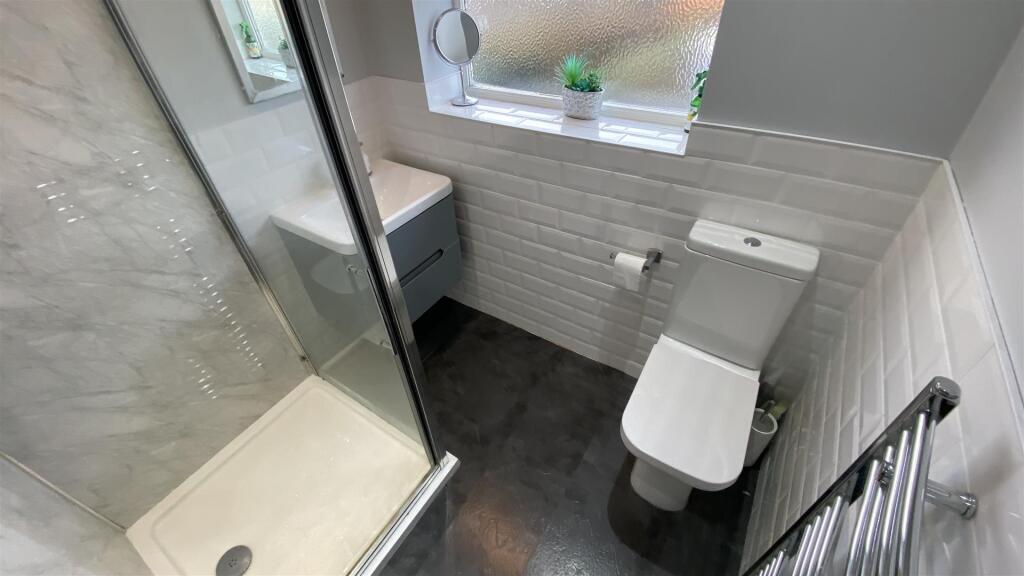 Shower room.jpg