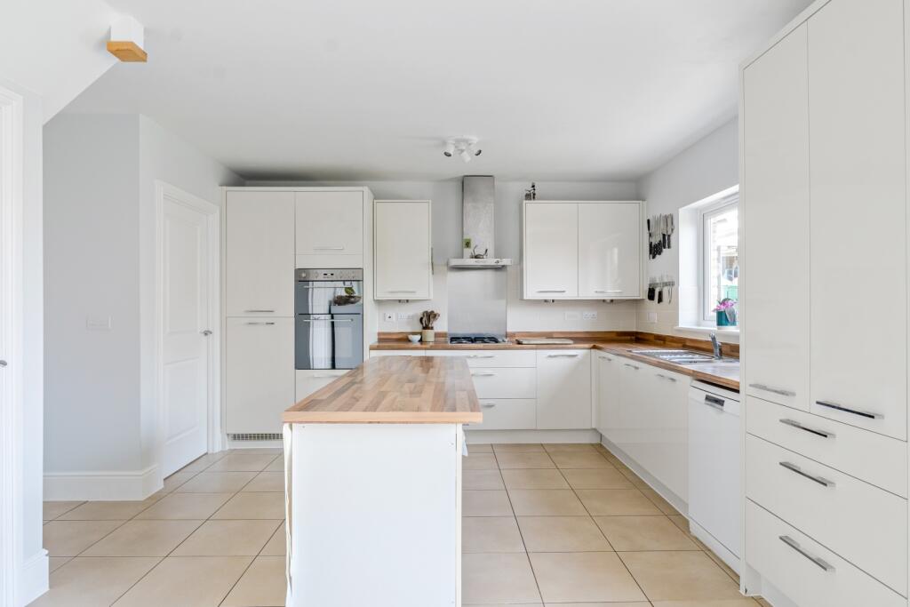 1302663-14-6887a572e8d03