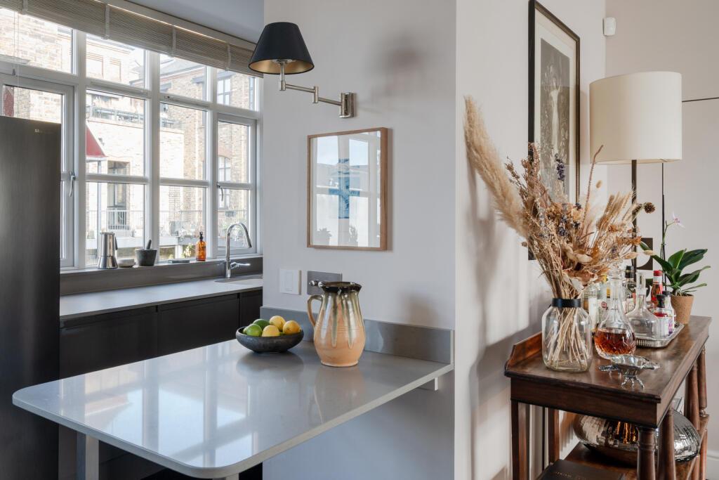 318505 - Independent Place, London E8 - high re...