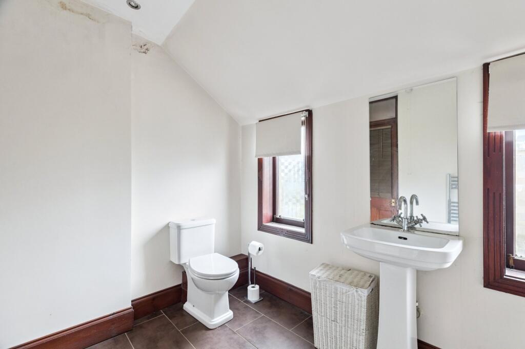 Family Shower Room