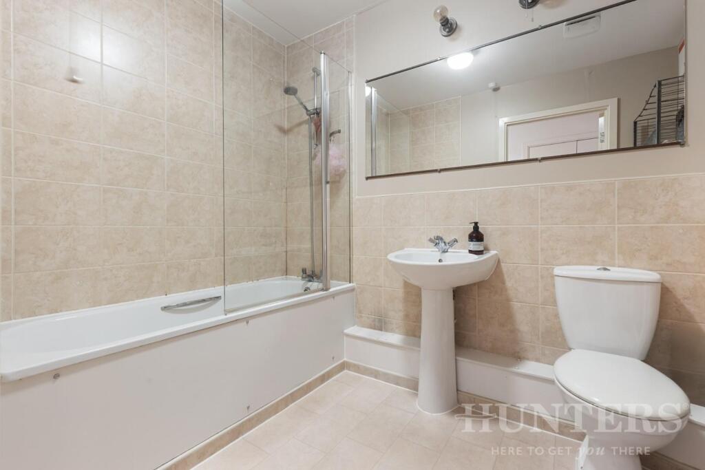 72 Isobel Place N15 4FP-5.jpg