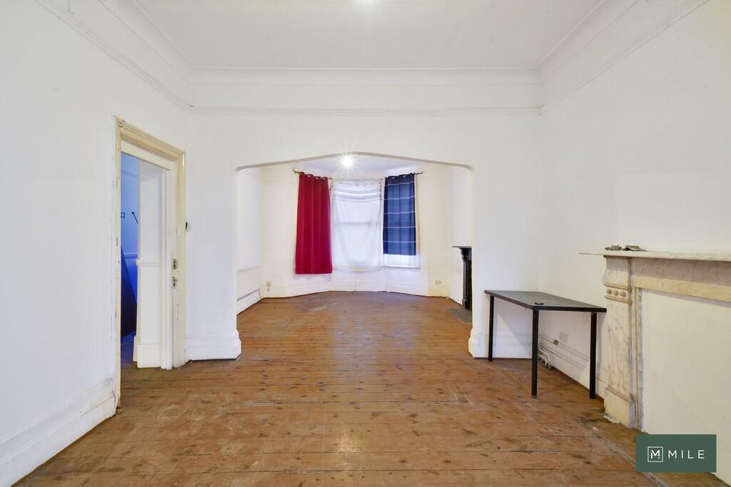 26 Greenhill Road...