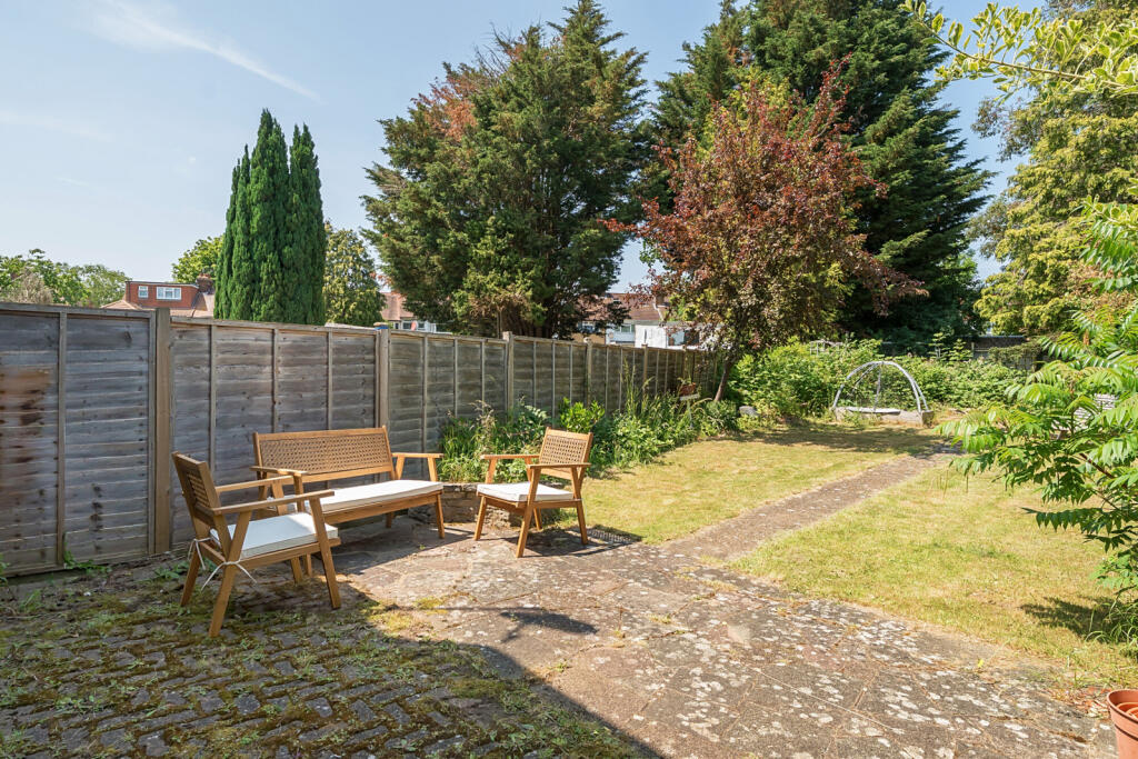 1310676-6-684c251...