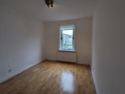 21 3 Craigentinny rd 2nd bedroom .jpg
