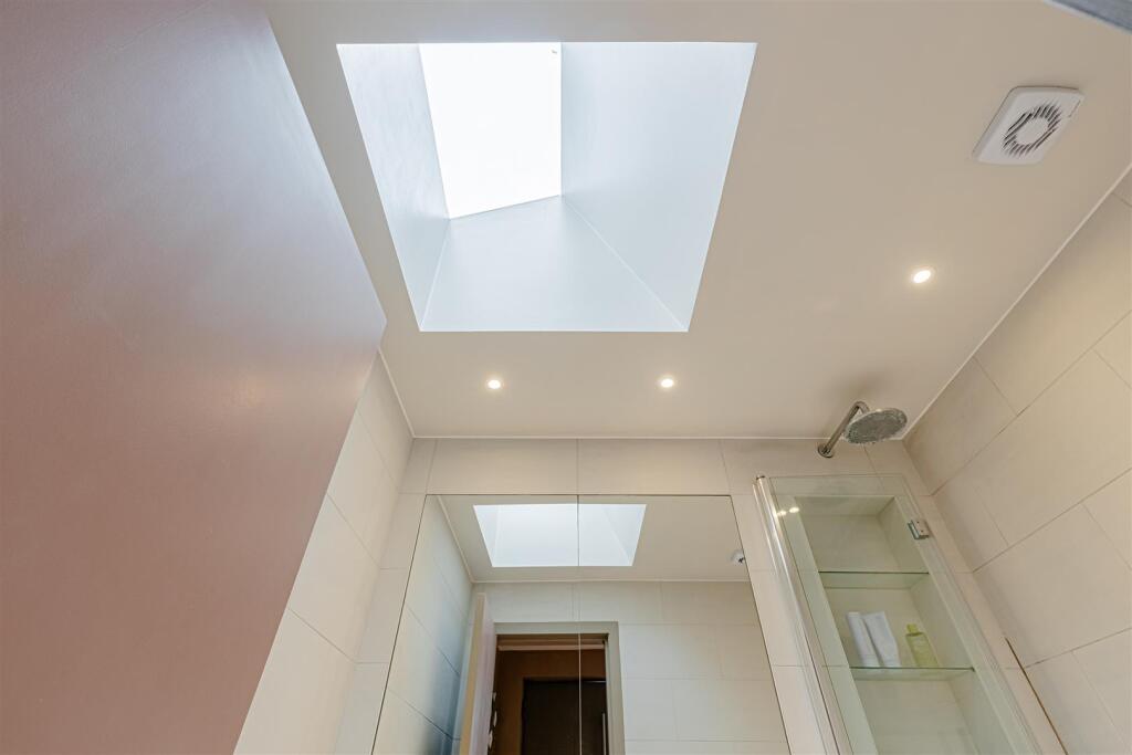 Hillfield Mews (24).jpg