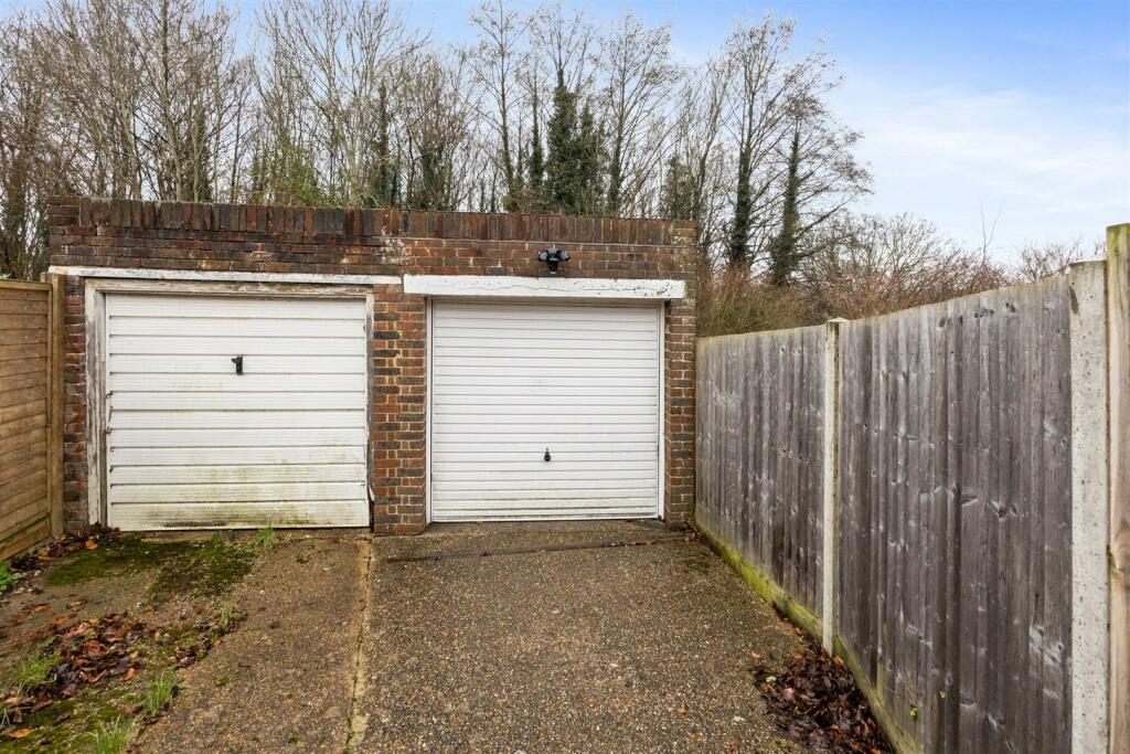Hangleton Way 25 GARAGE.jpeg