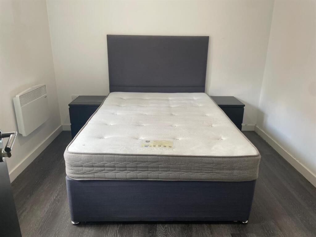 room 4  - 3 .jpeg
