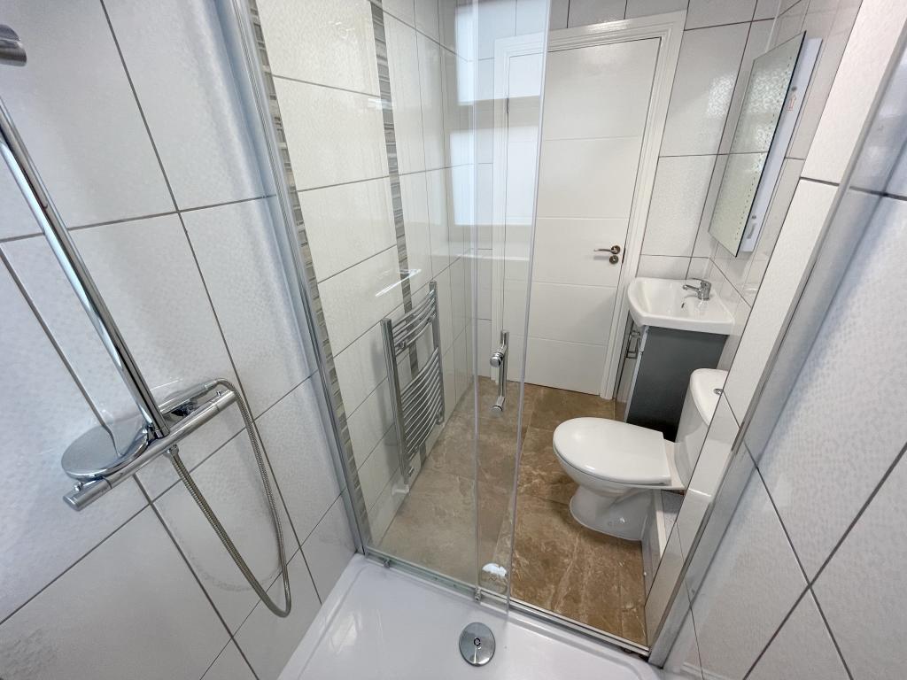 Flat 7, 163A Kensing