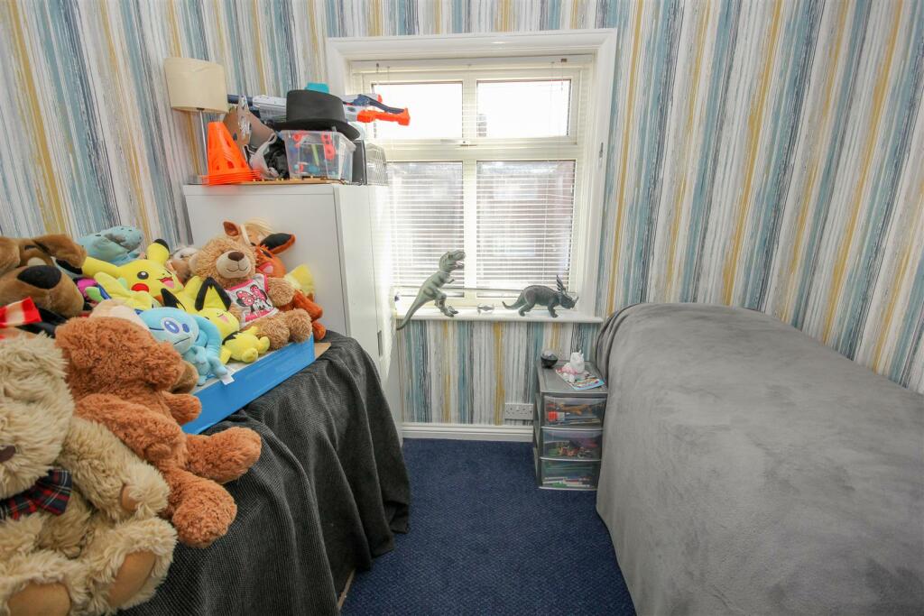 Bedroom 4.jpg