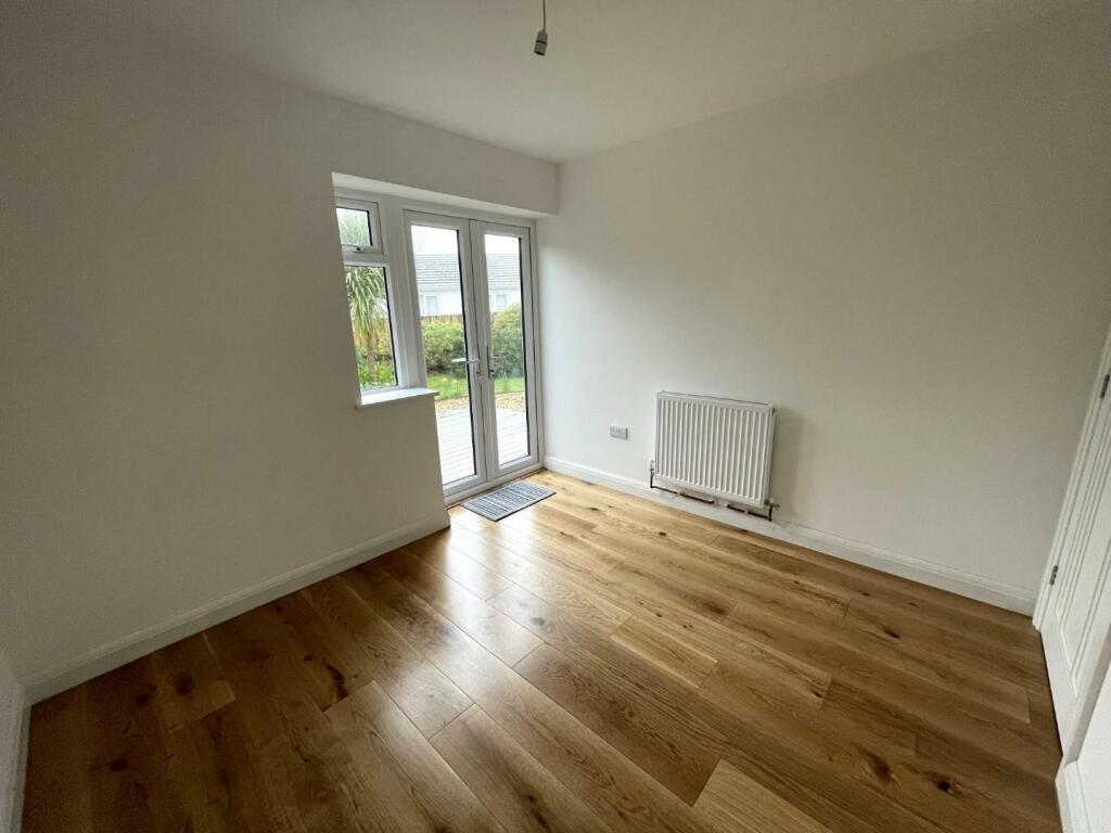 Bedroom 1.jpeg
