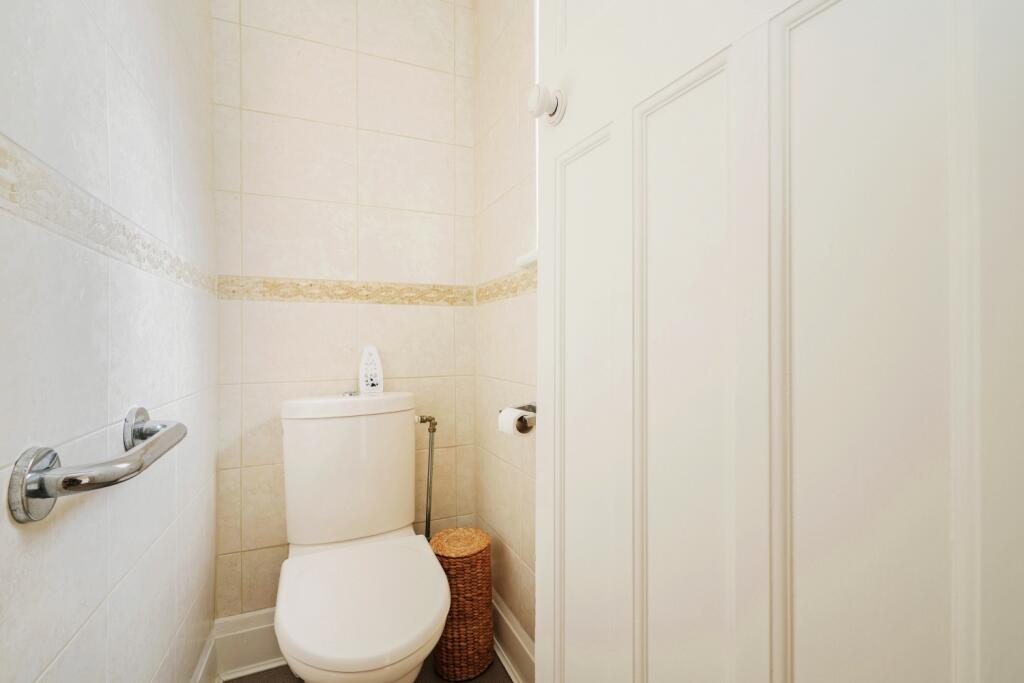 Separate WC
