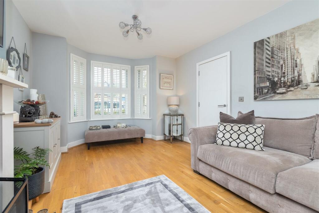 17 Fleming Drive-16.jpg