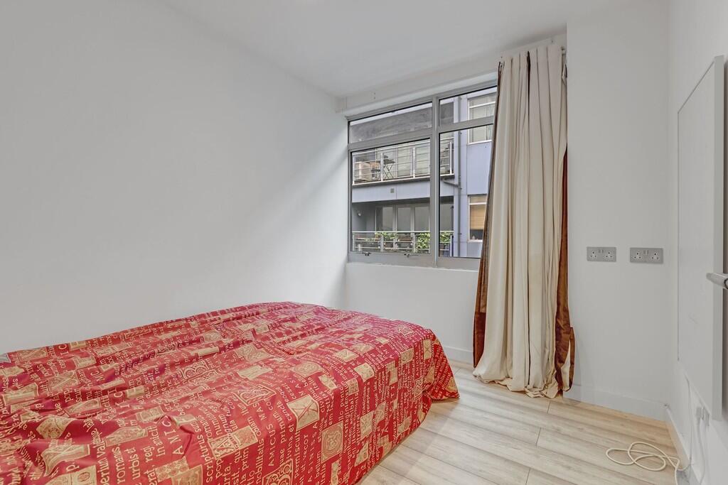 07-1ece0D2A5391-m...