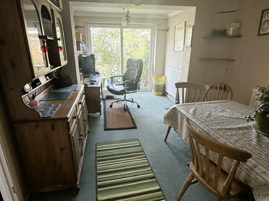 Dining &amp; Extension