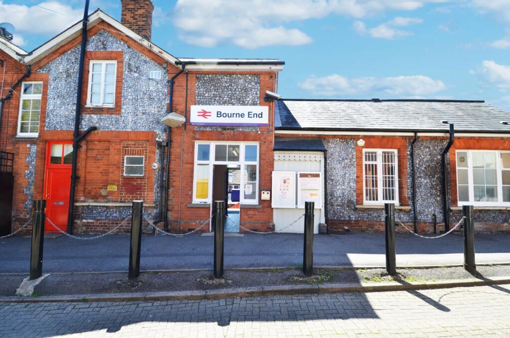 train station