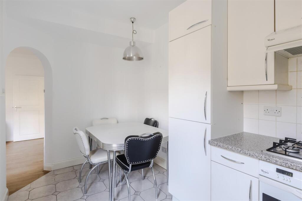 Kitchen-3.jpg