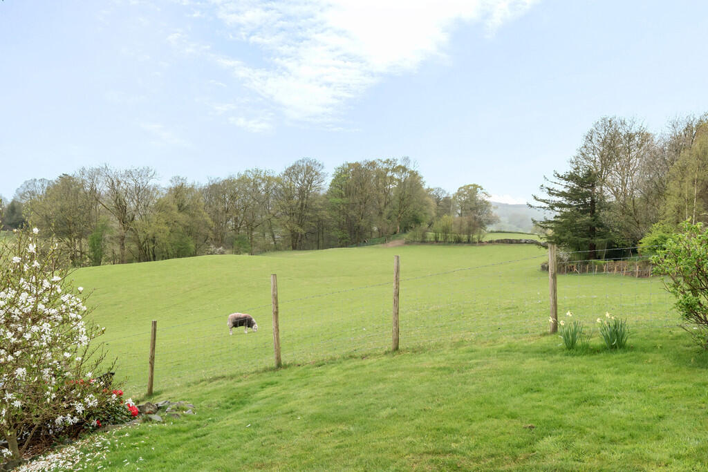 Garden and Countr...