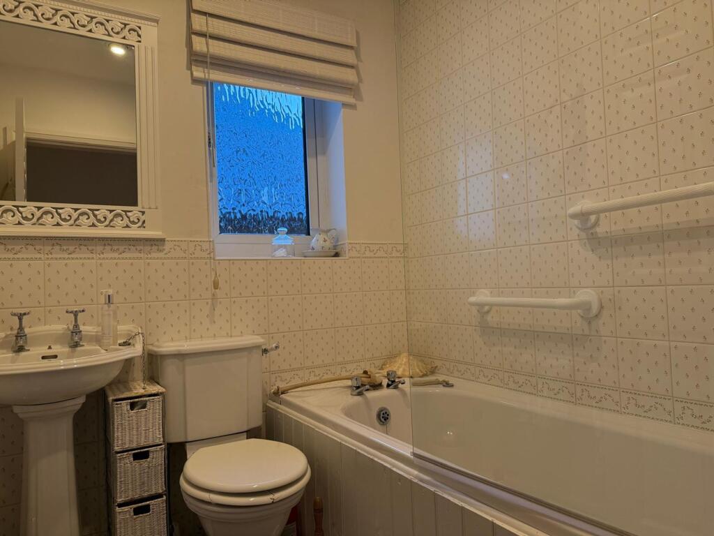 Main Bathroom