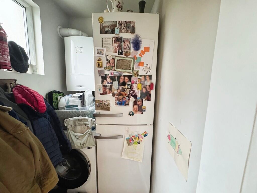 f5b5f674-image_pi...