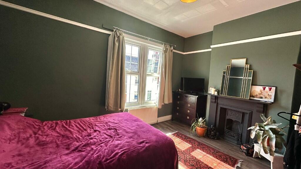 Bed 1