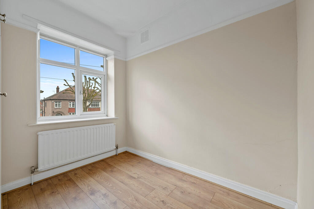 5 Kingsway, Newto...