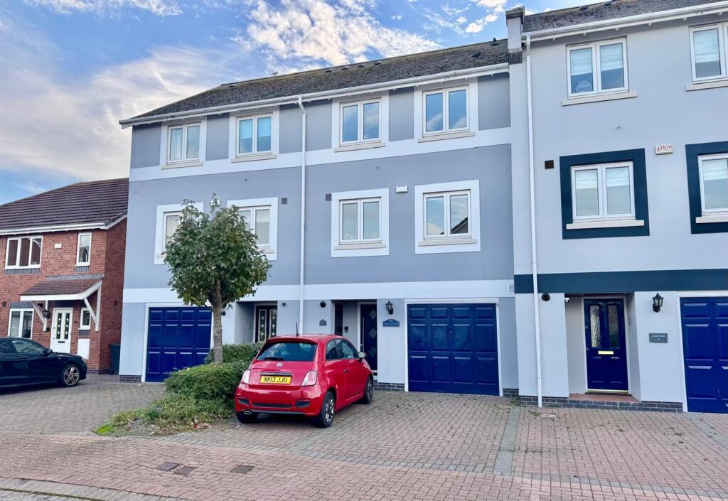 PHOTO-2025-10-11-09-46-08 (17).jpg