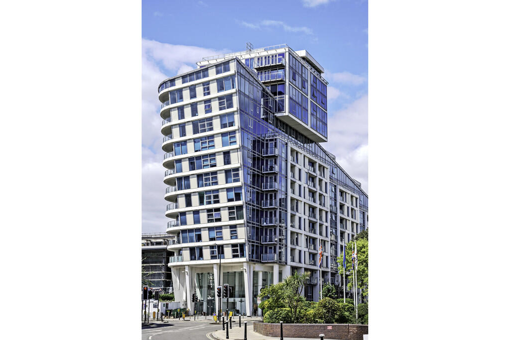 Visage_Apartments...