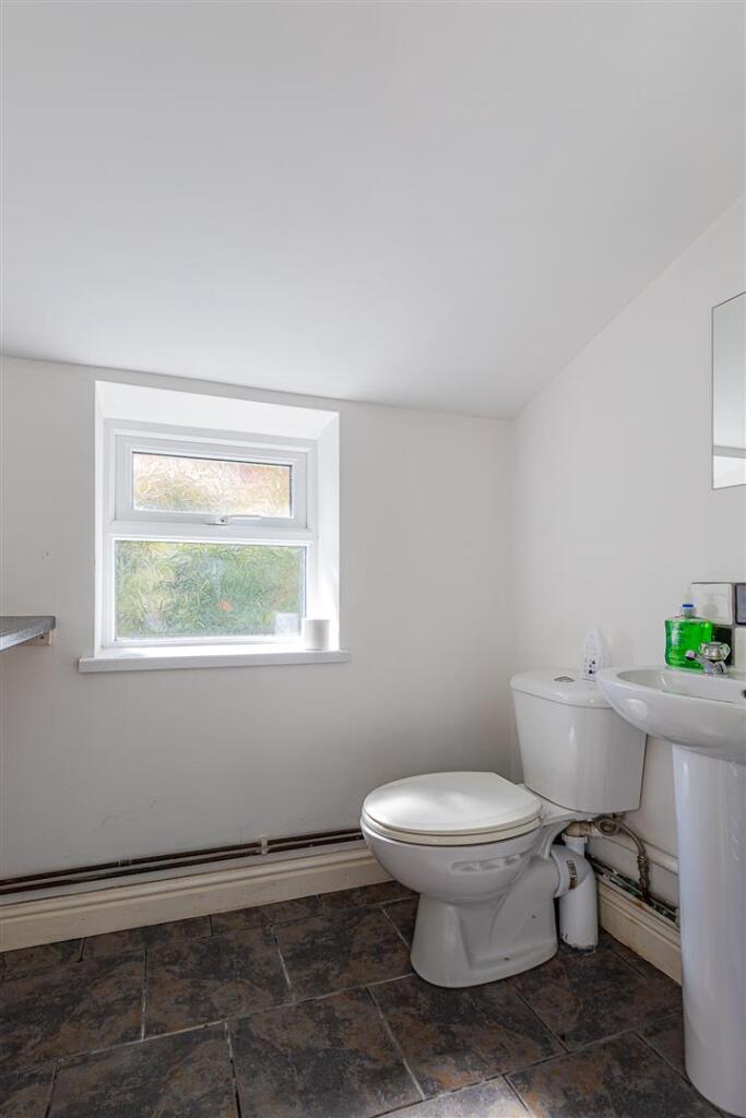 Stallcourt Avenue 28-14.jpg