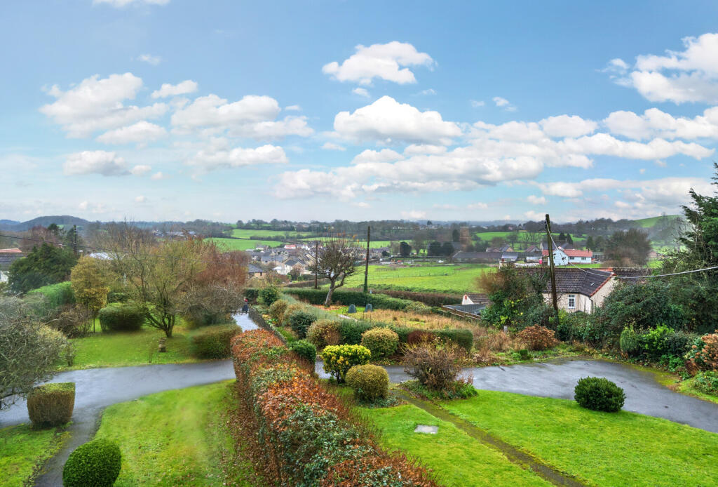 1386330-8-69384d3...