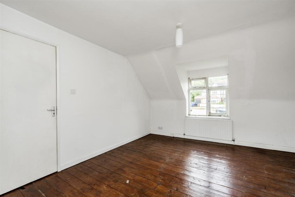 Davidson Frost-Wellings, DFW, Little Common, Stanm