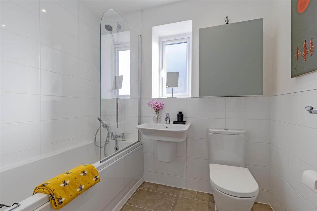 Bathroom-1.jpg