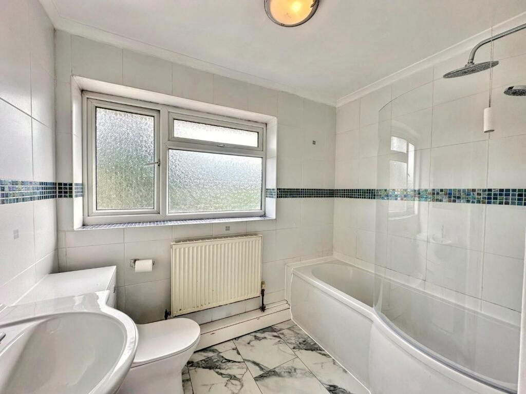 WhatsApp Image 20251007 at 124000_3aef571a.jpg