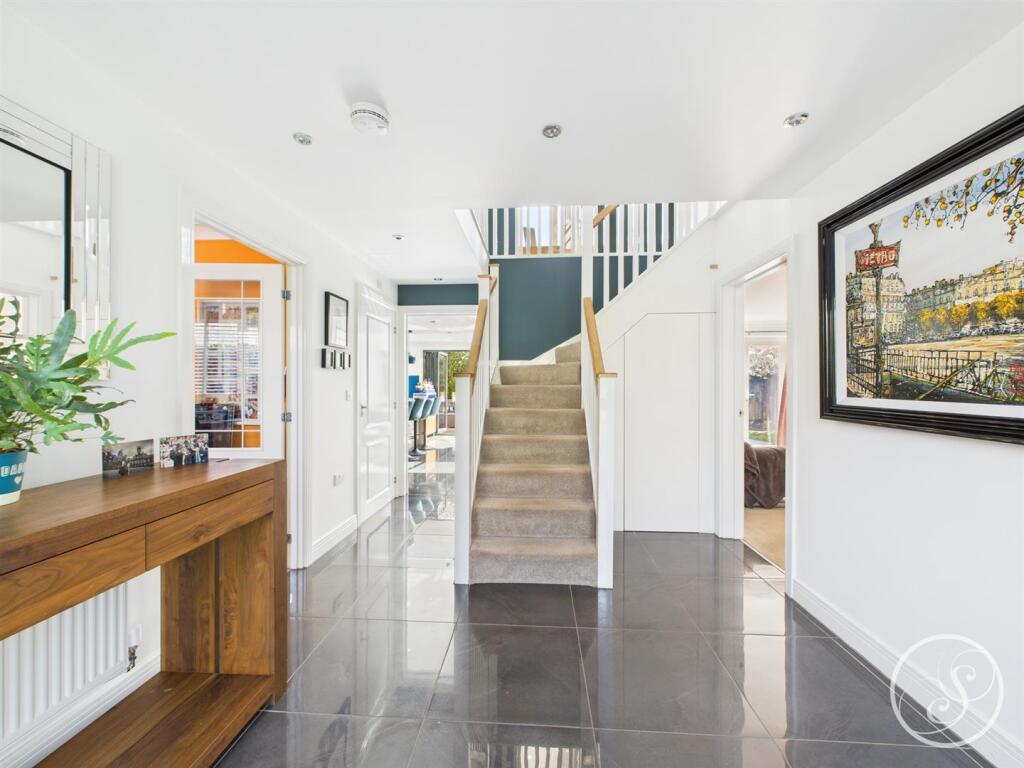 ENTRANCE HALLWAY