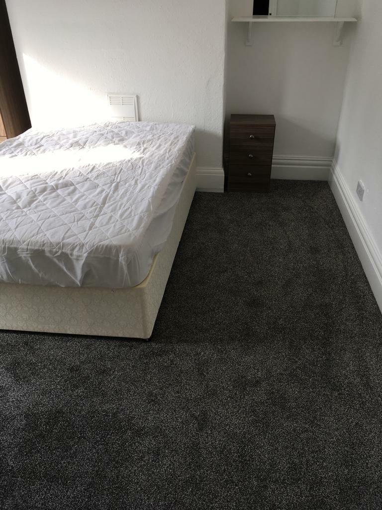 11) 14 Cranbrook Avenue Bedroom 2 17.09.2020.jpg