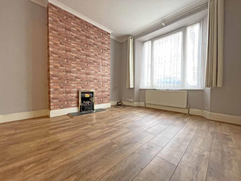 Northumberland Street 35 Lounge Front.jpg