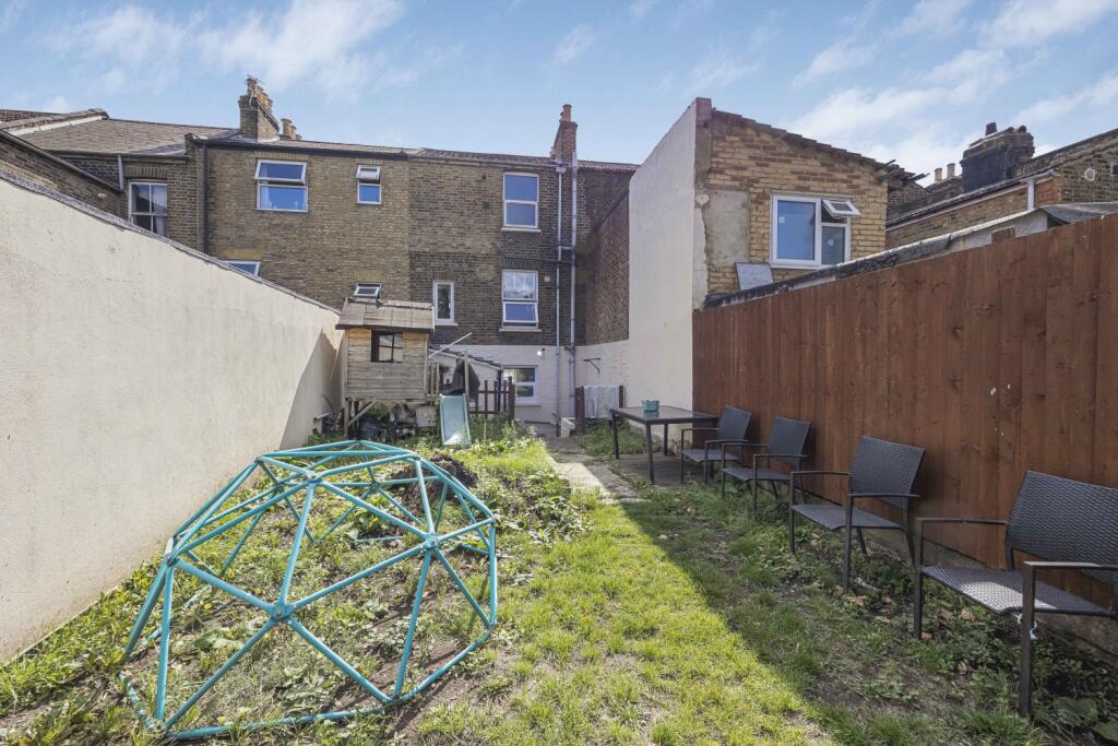 117 Gurney Road (1)-0009