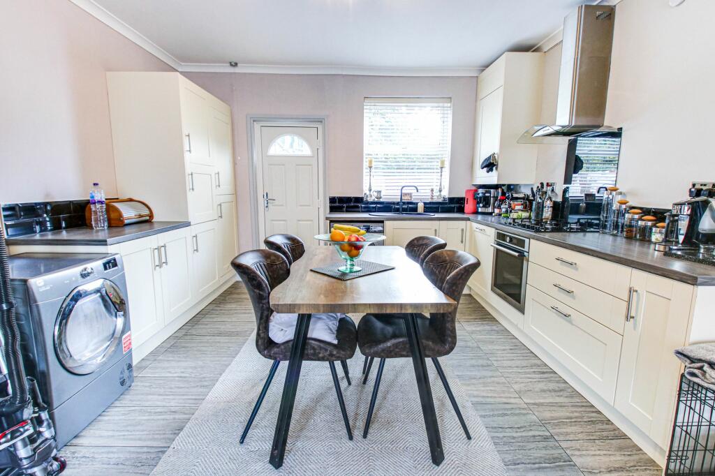 Kitchen Diner