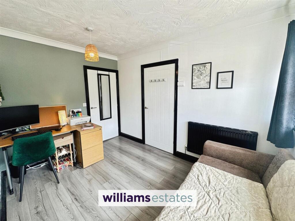 Bedroom Four / Office