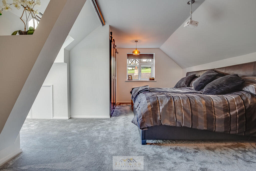 Bedroom 2.1