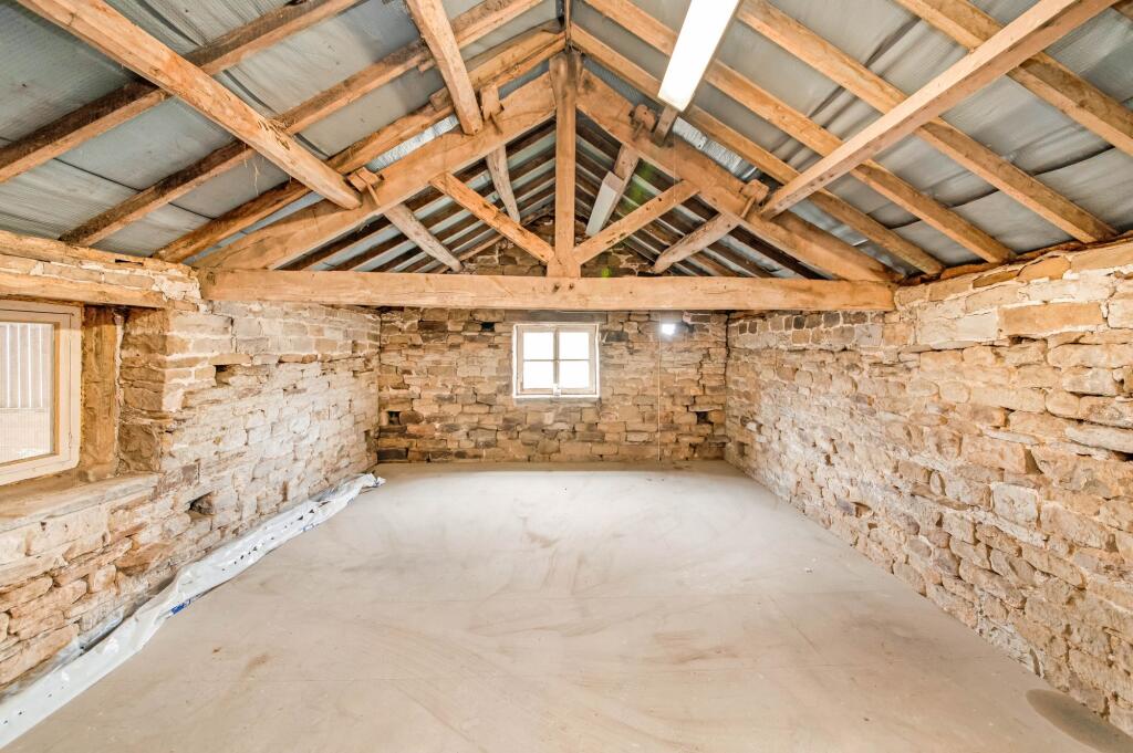 STONE BARN