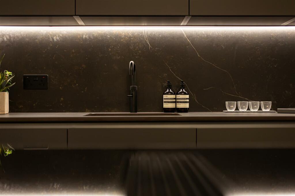 Kitchen spec.jpg