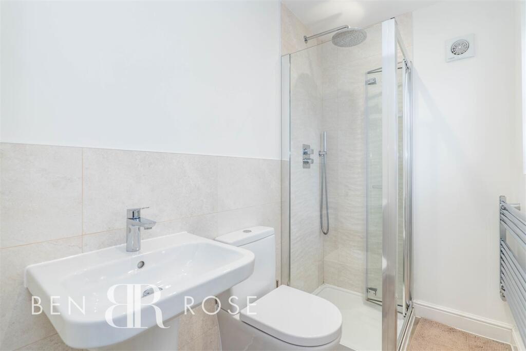 Master Ensuite