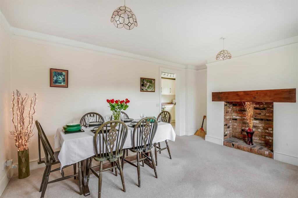 Baldock Road 97-23.jpg