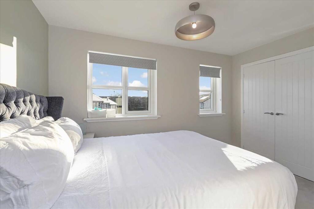 Bedroom One (3)