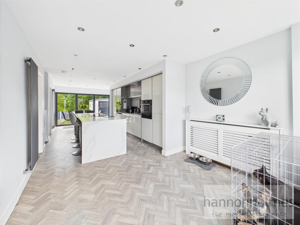 CAM05283G0-PR0048...