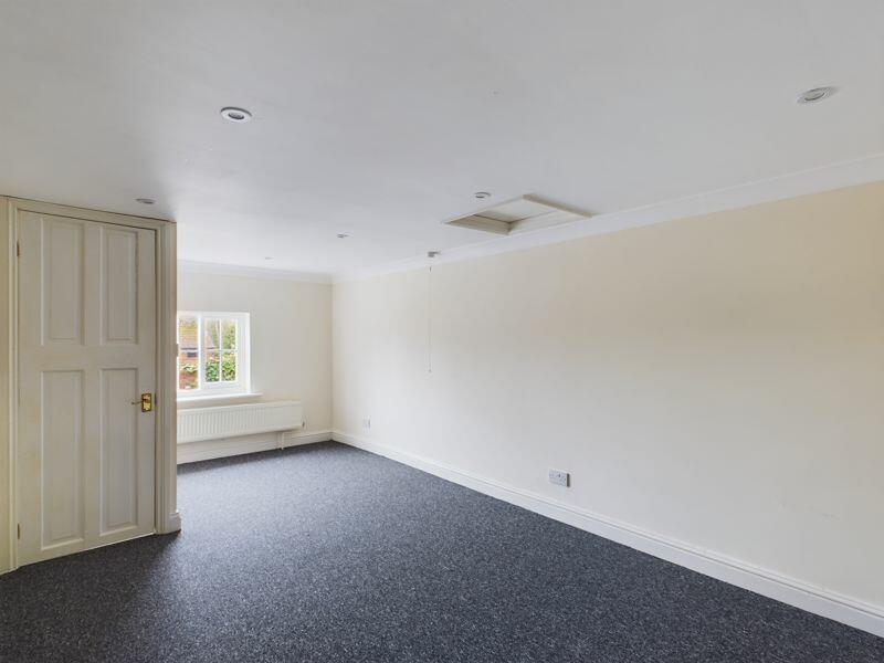 Bedroom- 10b