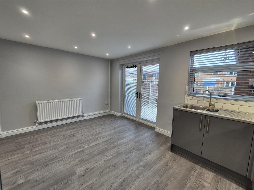Dining Kitchen