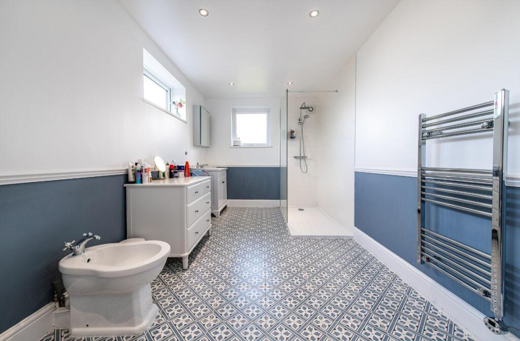 First Floor Bathroom